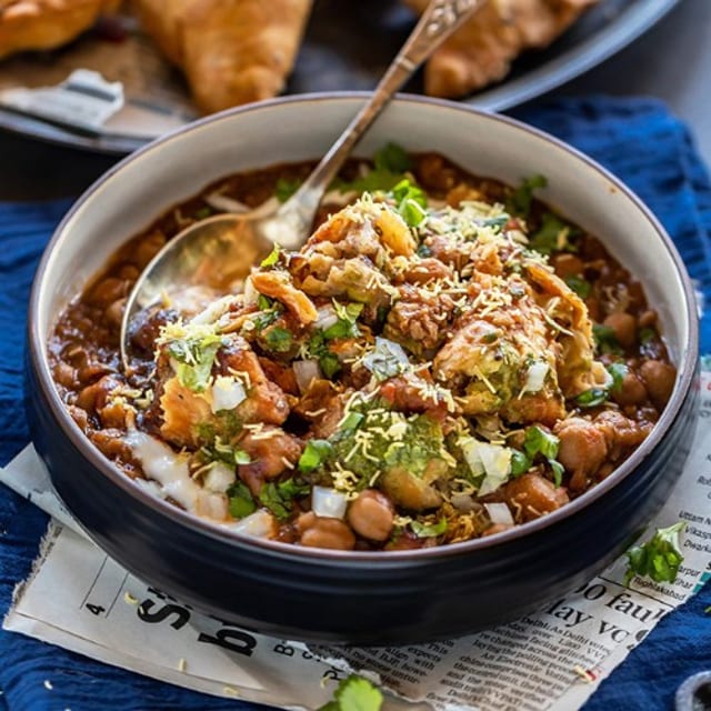 Samosa Chat (5pm-8pm).