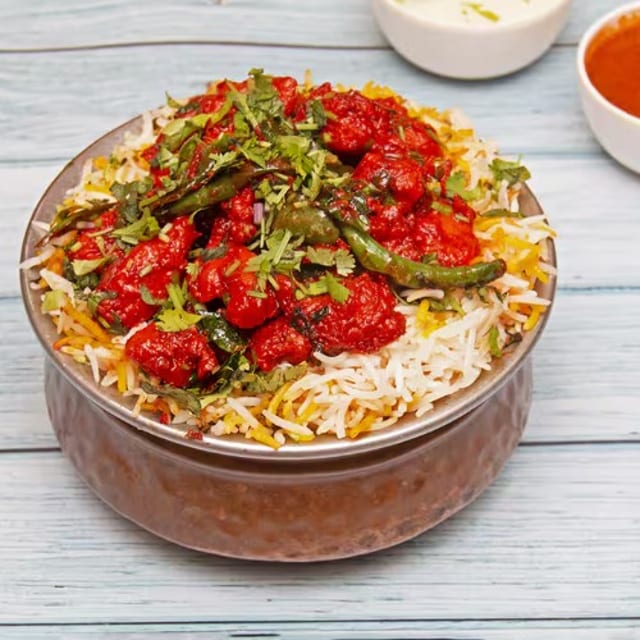 Chicken Thalaiva Biryani.