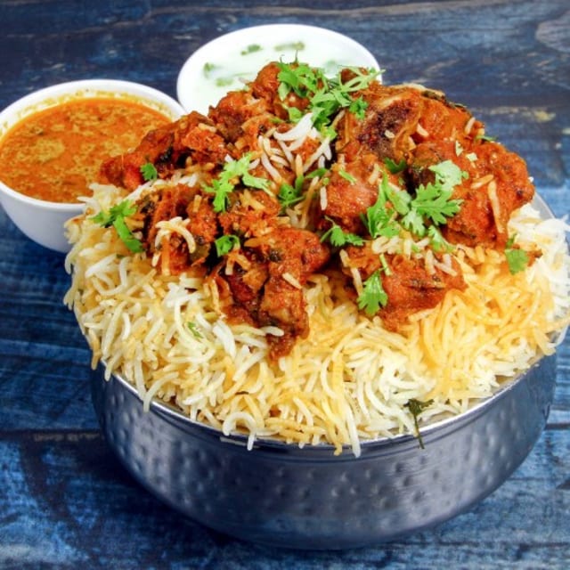 Vijayawada B/L Chicken Biryani.
