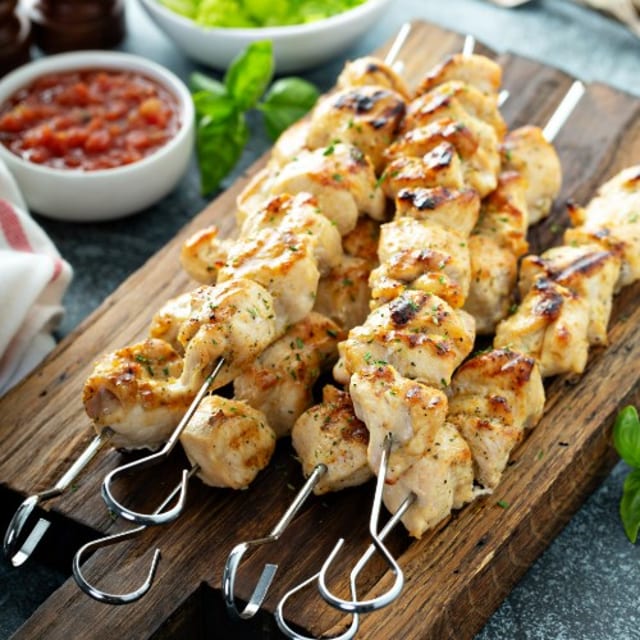 Malai Chicken Kebab (8 Pcs).